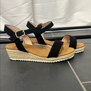 PANDANINJIA Girls Sandals Wedge Platform Espadrille OpenToe Black &Tan Sandals 3